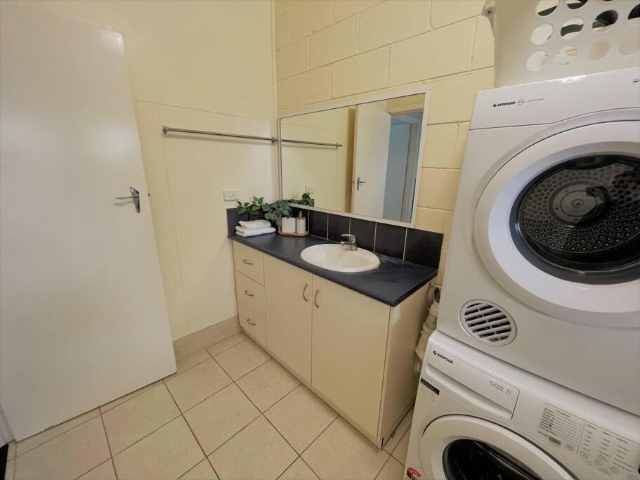 Three Palms Apartments Unit 2 Есперанс Екстер'єр фото