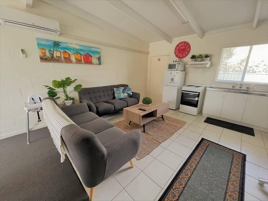 Three Palms Apartments Unit 2 Есперанс Екстер'єр фото